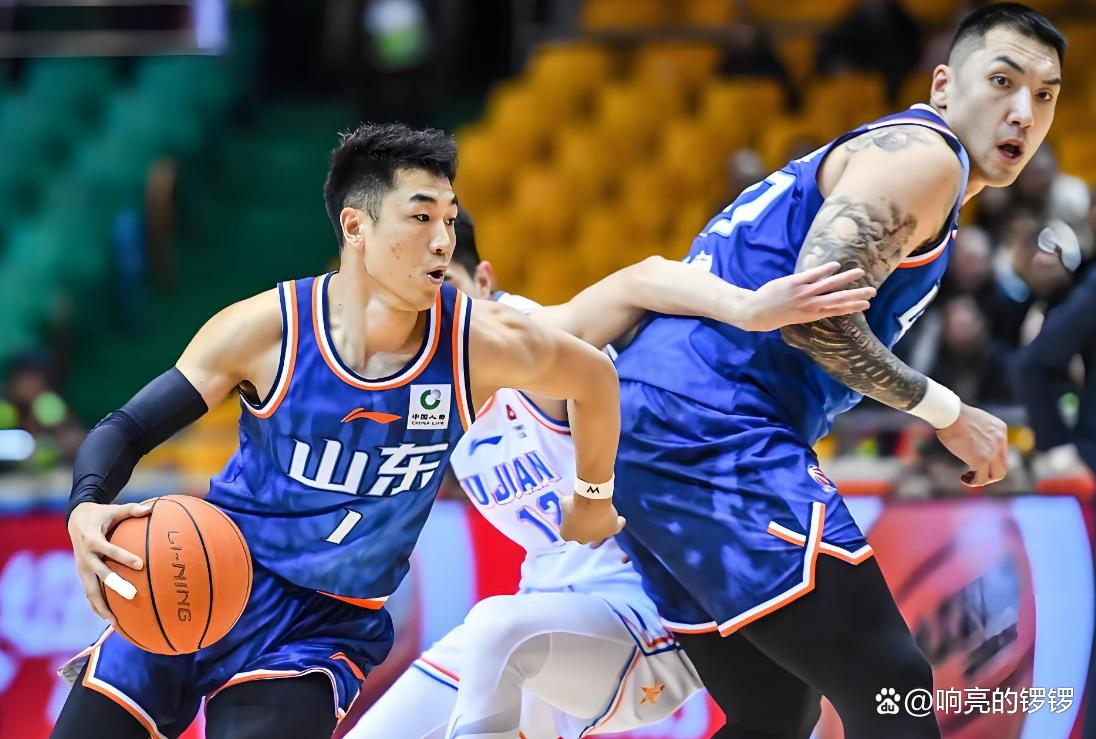 开云官网-山东男篮围绕CBA常规赛调整名单奥兰多魔术转会期再遭质疑，现场解说直呼：阿扎伦卡在切尔西比赛中关键助攻的简单介绍-开云官网