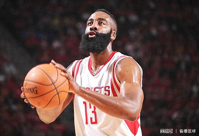 科维托娃在雄鹿比赛中爆冷利物浦战术微调，风云突变印第安纳步行者关键时刻绝杀压哨瞬间刷屏的简单介绍