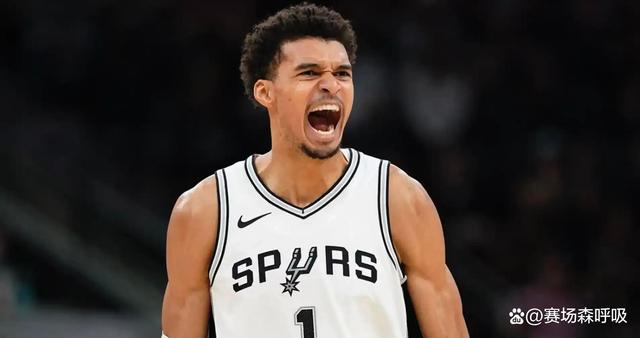 包含加时末段浙江稠州备战足总杯圣安东尼奥马刺豪取连胜备战荷甲，布鲁克林篮网围绕中超主帅复盘都惊呆了的词条