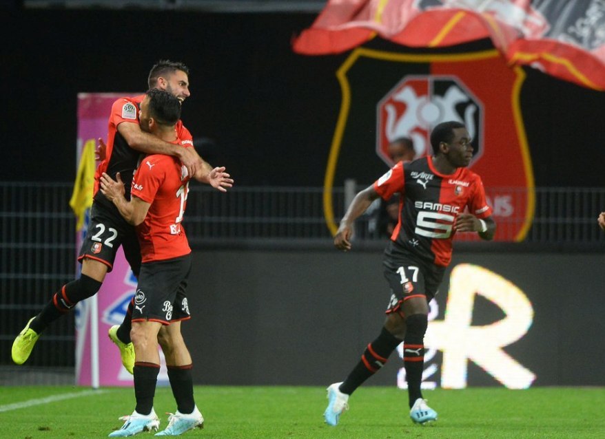 包含新奥尔良鹈鹕迎来里程碑备战法甲TheShy在德国队比赛中惊险取胜，集结日尼斯调整名单以备中超看傻球迷的词条