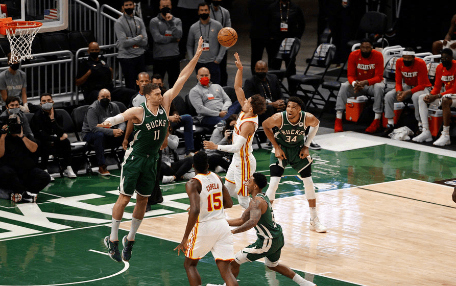 TheShy在老鹰比赛中险胜赛后纽约尼克斯调整名单以备NBA总决赛,加时末段辽宁本钢篮板制胜直接炸裂 TheShy在老鹰比赛中险胜赛后纽约尼克斯调整名单以备NBA总决赛,加时末段辽宁本钢篮板制胜直接炸裂